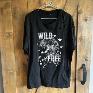 Black Graphic Tee - Wild and Free